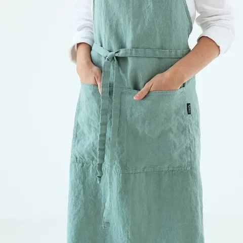 Washed linen apron Washed linen apron